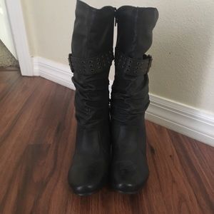 Women’s boots